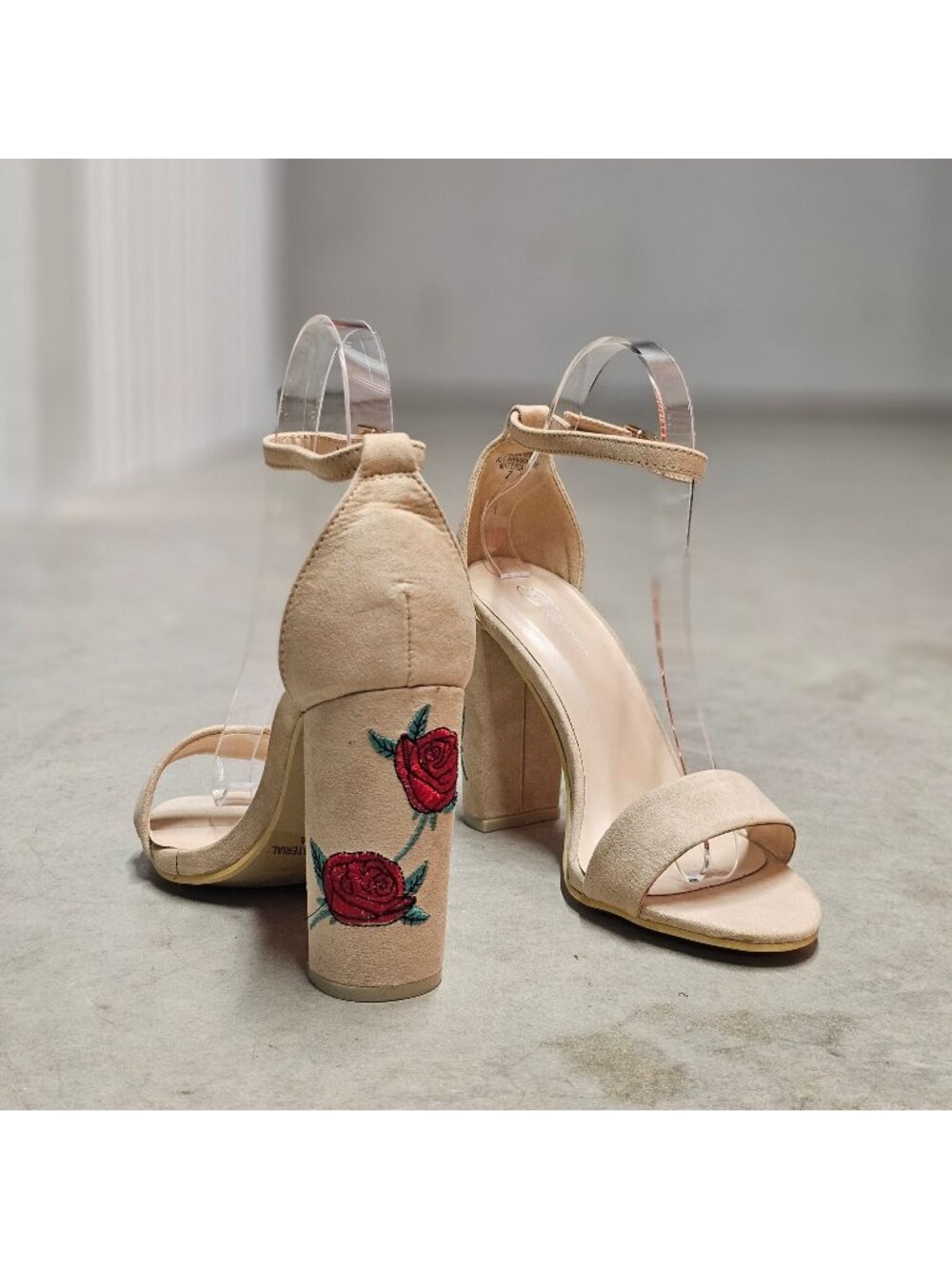 Beige Rose Embroidered Block Heel Sandals With Adjustable Ankle Strap & Open Toe